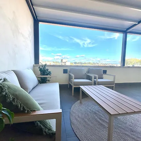 Beautiful Penthouse Lejlighed *